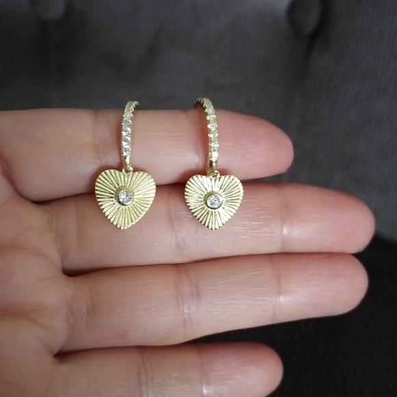 Stella Picciotto Textured Heart❤️ Hoop Earrings - Picture 4 of 12